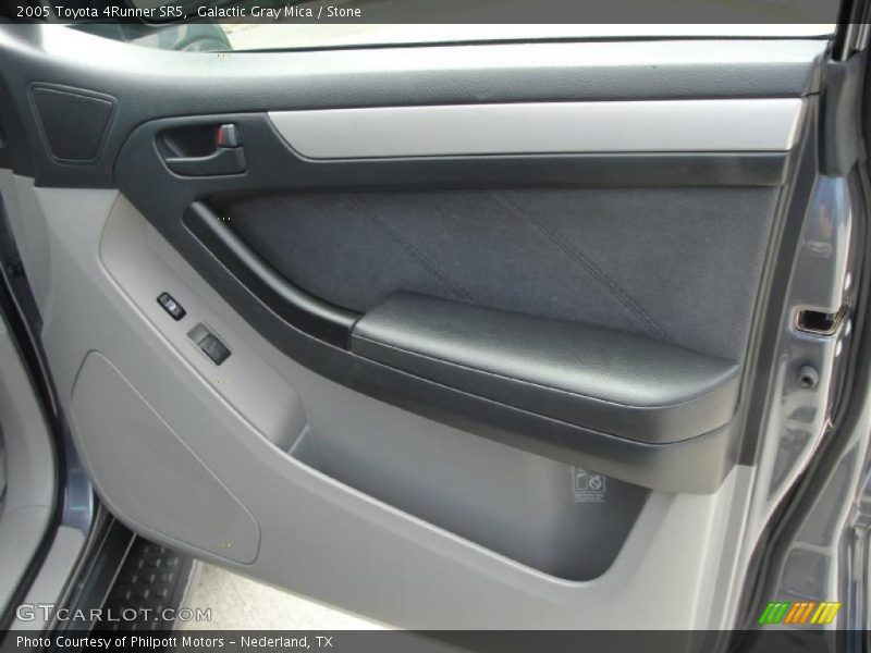 Galactic Gray Mica / Stone 2005 Toyota 4Runner SR5