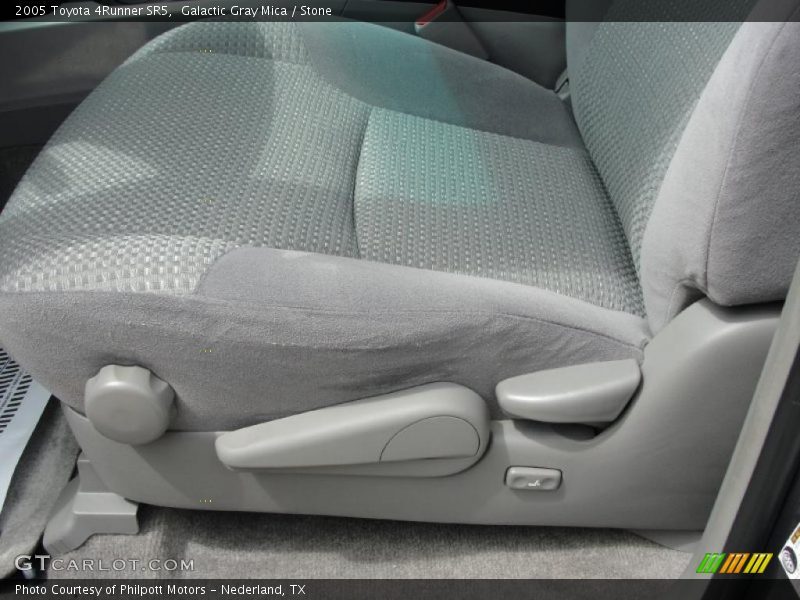 Galactic Gray Mica / Stone 2005 Toyota 4Runner SR5