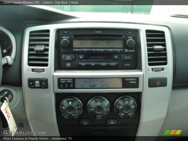 Galactic Gray Mica / Stone 2005 Toyota 4Runner SR5