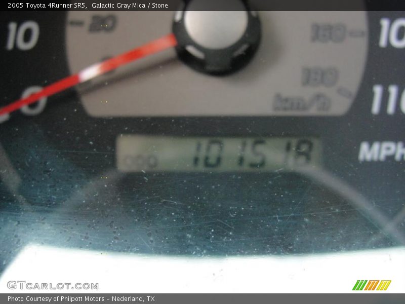 Galactic Gray Mica / Stone 2005 Toyota 4Runner SR5