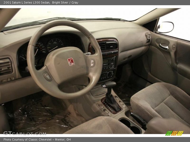 Bright Silver / Gray 2001 Saturn L Series L300 Sedan