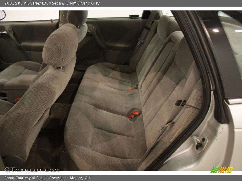 Bright Silver / Gray 2001 Saturn L Series L300 Sedan