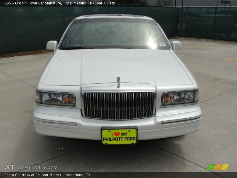 Opal Metallic Tri-Coat / Black 1996 Lincoln Town Car Signature