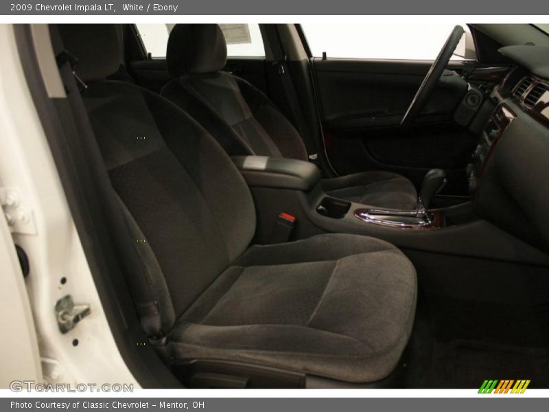 White / Ebony 2009 Chevrolet Impala LT