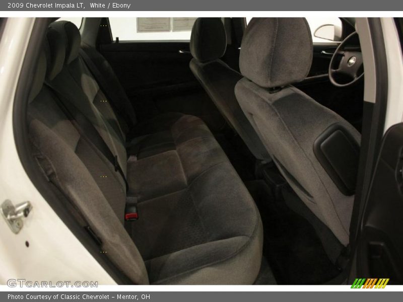 White / Ebony 2009 Chevrolet Impala LT