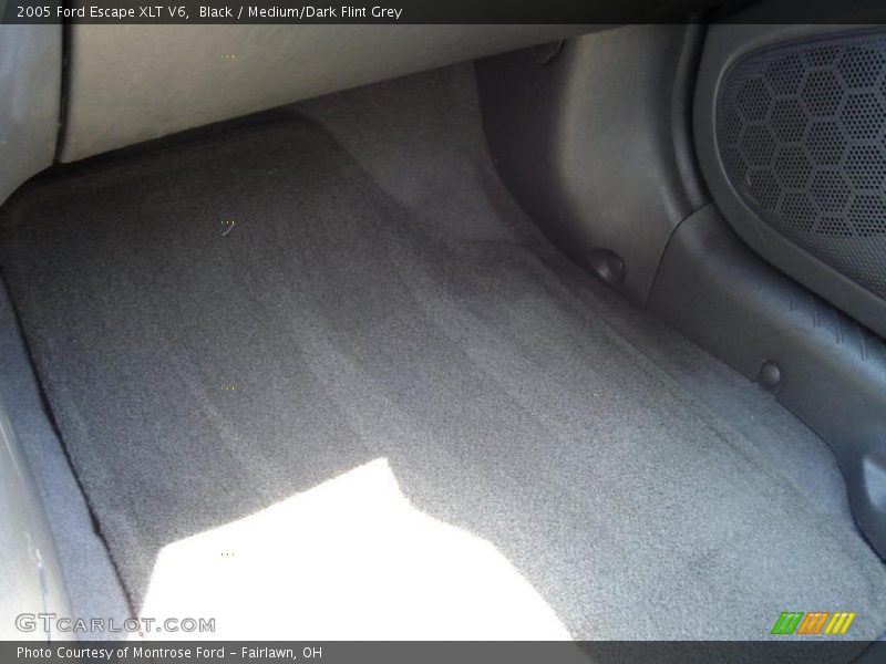Black / Medium/Dark Flint Grey 2005 Ford Escape XLT V6