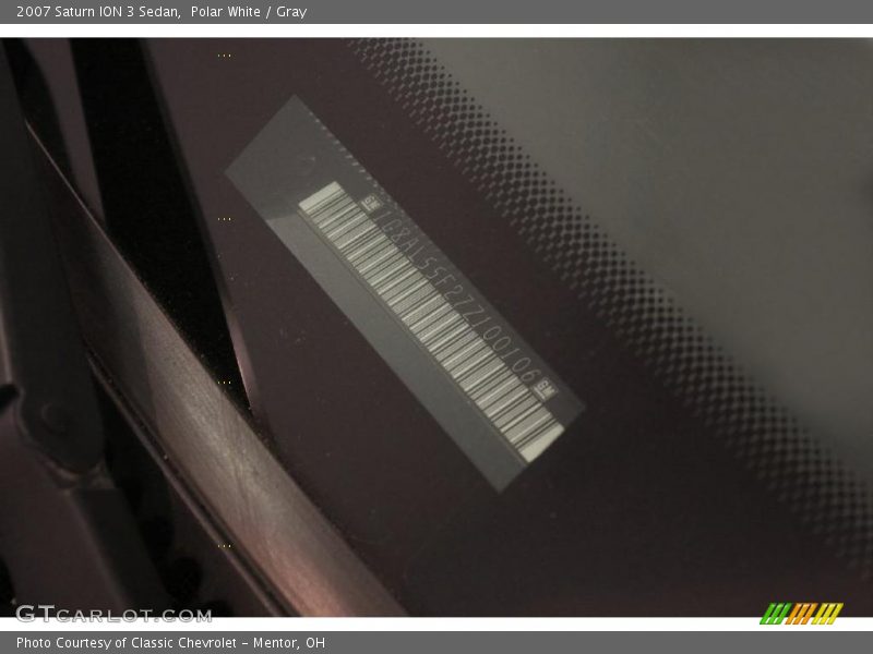 Polar White / Gray 2007 Saturn ION 3 Sedan