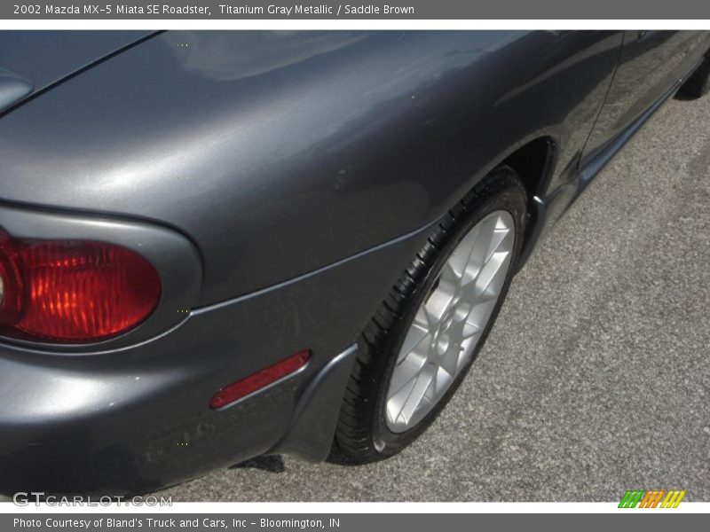 Titanium Gray Metallic / Saddle Brown 2002 Mazda MX-5 Miata SE Roadster