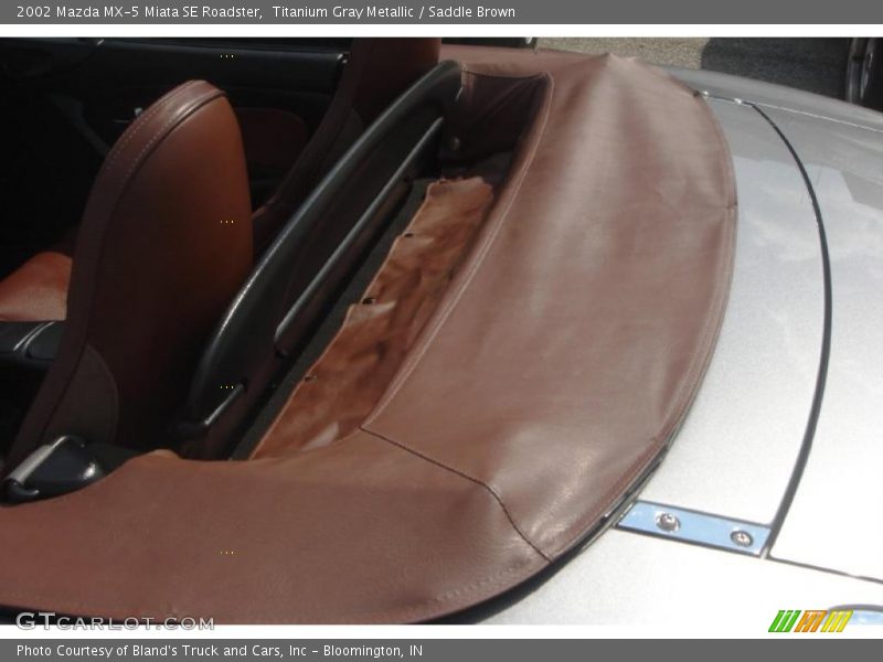 Titanium Gray Metallic / Saddle Brown 2002 Mazda MX-5 Miata SE Roadster
