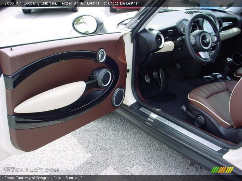Pepper White / Lounge Hot Chocolate Leather 2009 Mini Cooper S Clubman