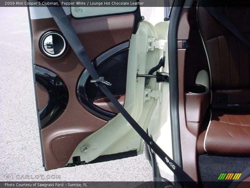 Pepper White / Lounge Hot Chocolate Leather 2009 Mini Cooper S Clubman