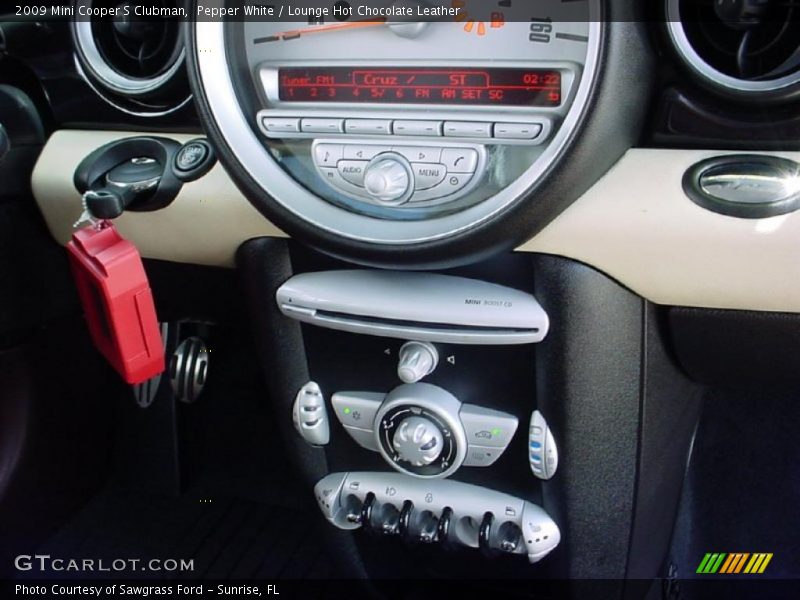 Pepper White / Lounge Hot Chocolate Leather 2009 Mini Cooper S Clubman