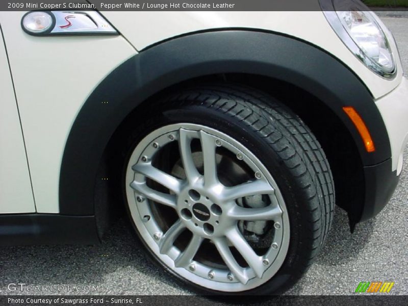 Pepper White / Lounge Hot Chocolate Leather 2009 Mini Cooper S Clubman