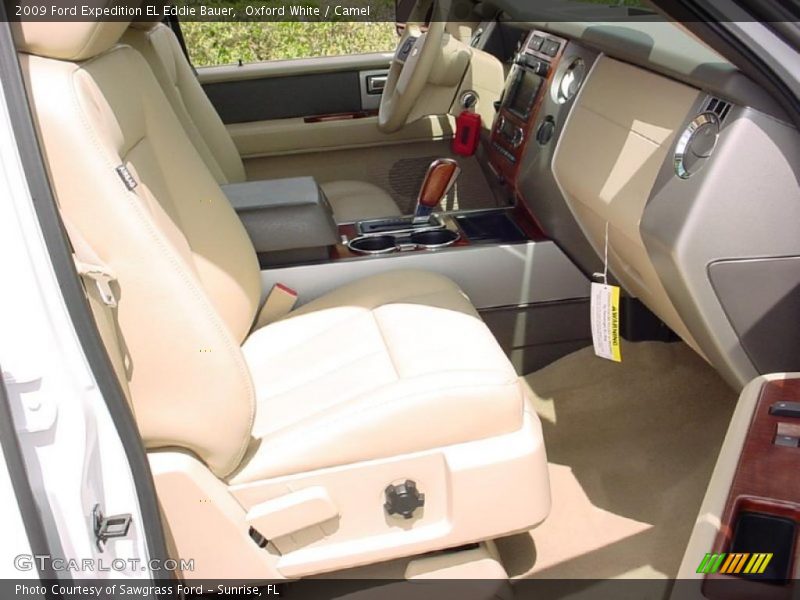 Oxford White / Camel 2009 Ford Expedition EL Eddie Bauer