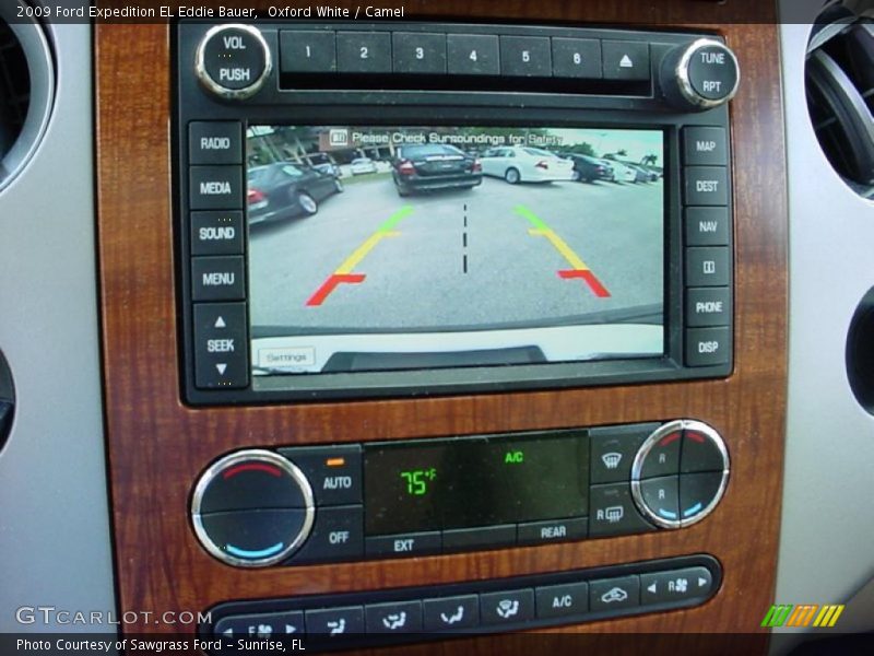 Oxford White / Camel 2009 Ford Expedition EL Eddie Bauer