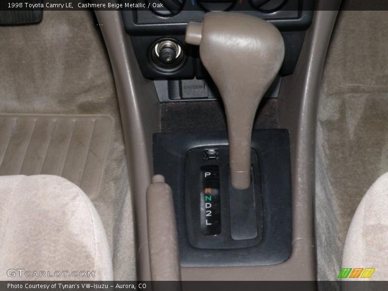 Cashmere Beige Metallic / Oak 1998 Toyota Camry LE