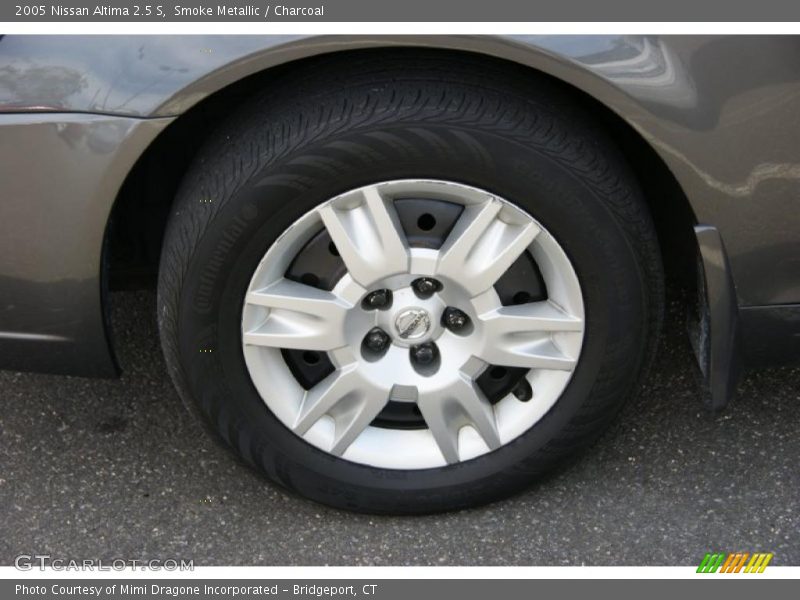 Smoke Metallic / Charcoal 2005 Nissan Altima 2.5 S