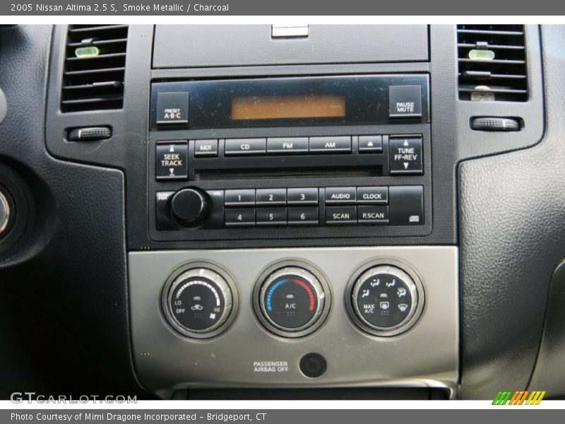 Smoke Metallic / Charcoal 2005 Nissan Altima 2.5 S
