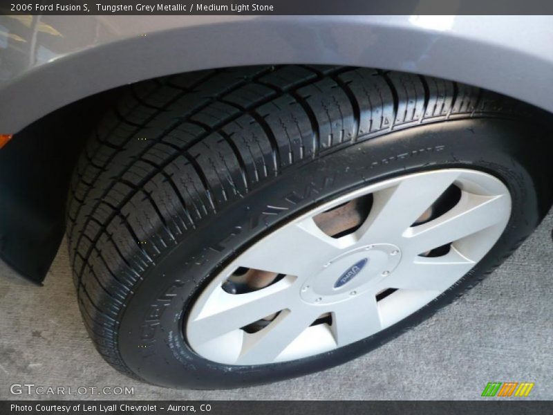 Tungsten Grey Metallic / Medium Light Stone 2006 Ford Fusion S