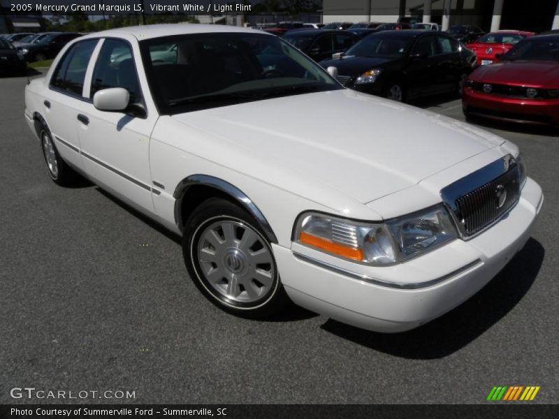 Vibrant White / Light Flint 2005 Mercury Grand Marquis LS