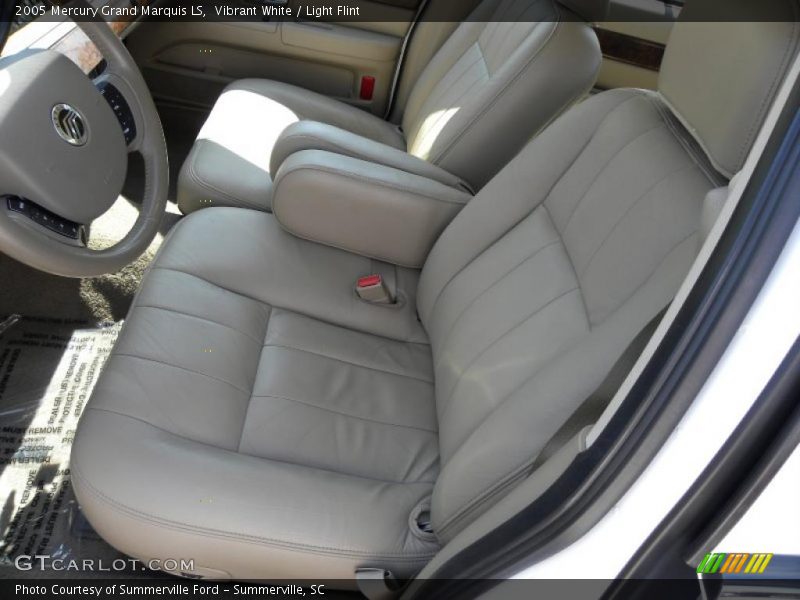Vibrant White / Light Flint 2005 Mercury Grand Marquis LS