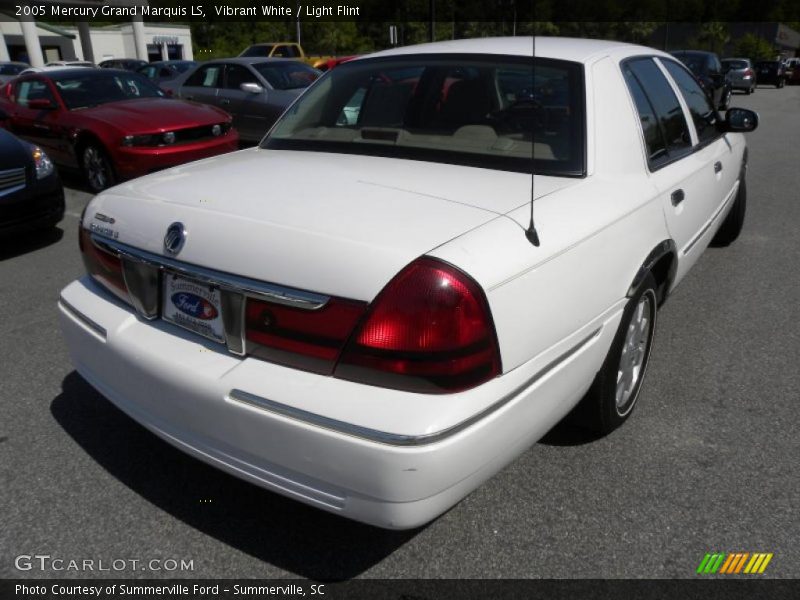 Vibrant White / Light Flint 2005 Mercury Grand Marquis LS