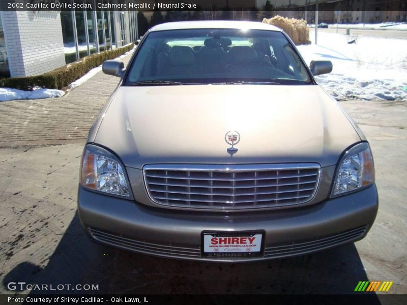 Cashmere Metallic / Neutral Shale 2002 Cadillac DeVille Sedan