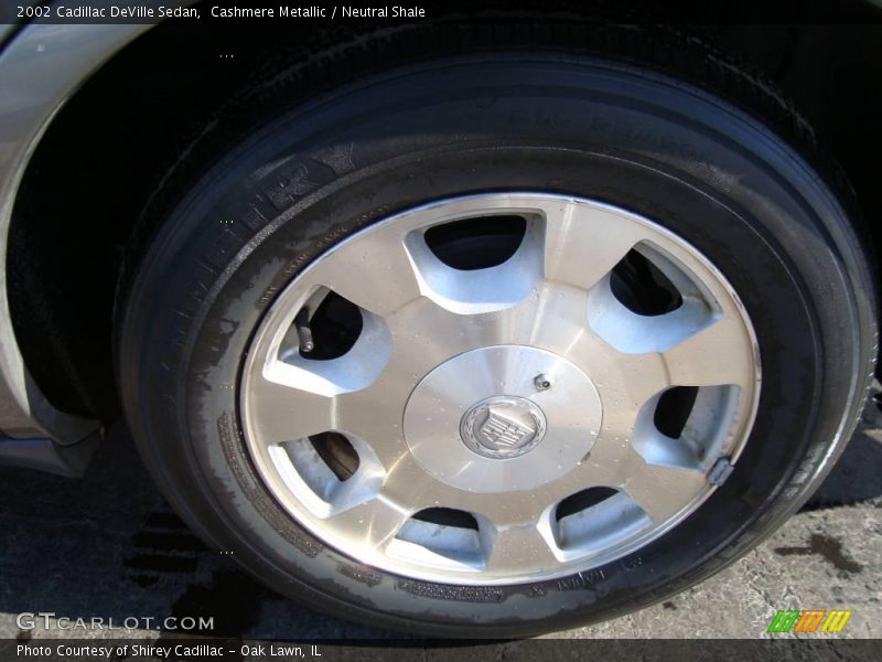 Cashmere Metallic / Neutral Shale 2002 Cadillac DeVille Sedan