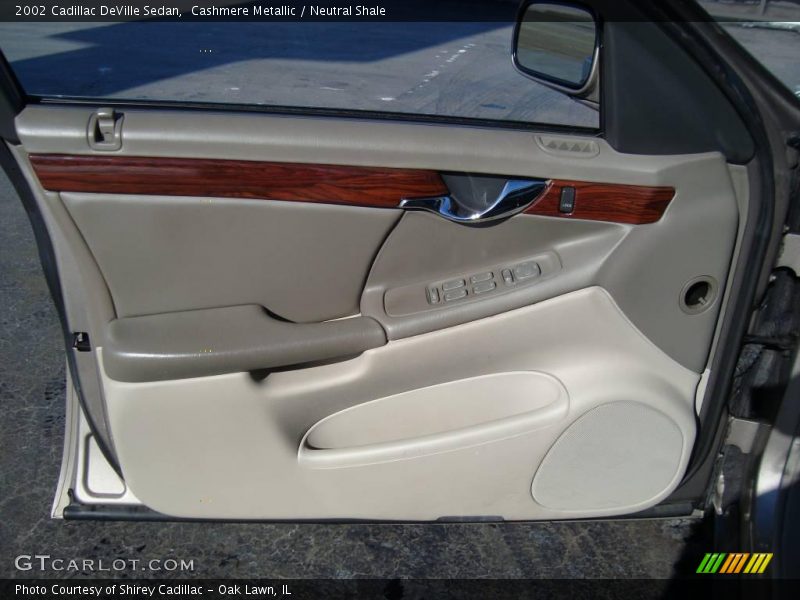 Cashmere Metallic / Neutral Shale 2002 Cadillac DeVille Sedan