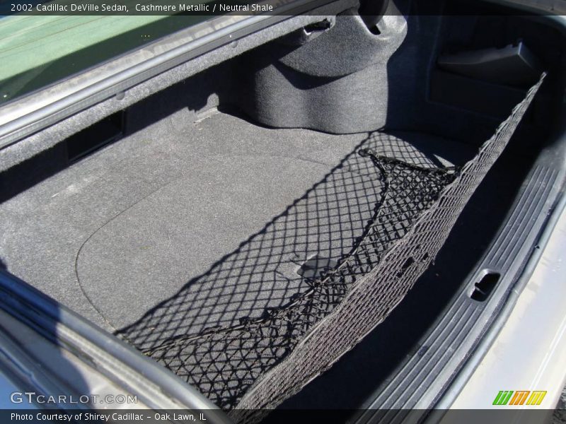 Cashmere Metallic / Neutral Shale 2002 Cadillac DeVille Sedan