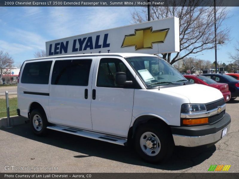 Summit White / Medium Pewter 2009 Chevrolet Express LT 3500 Extended Passenger Van