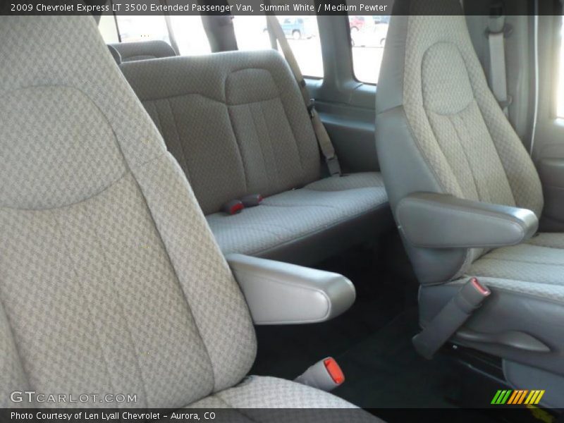 Summit White / Medium Pewter 2009 Chevrolet Express LT 3500 Extended Passenger Van