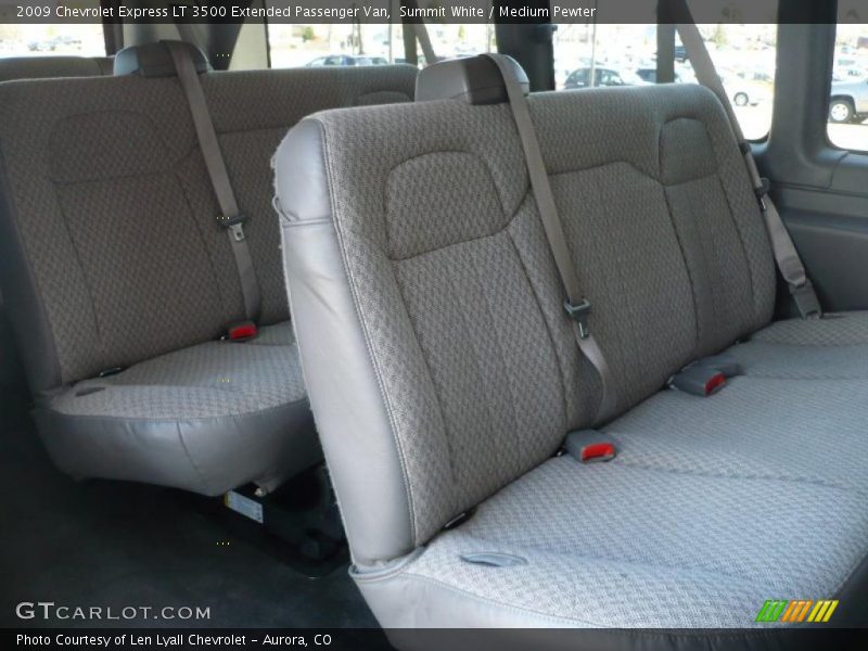 Summit White / Medium Pewter 2009 Chevrolet Express LT 3500 Extended Passenger Van