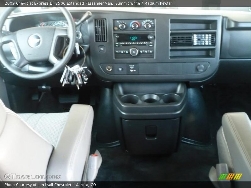 Summit White / Medium Pewter 2009 Chevrolet Express LT 3500 Extended Passenger Van