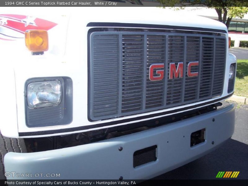 White / Gray 1994 GMC C Series TopKick Flatbed Car Hauler