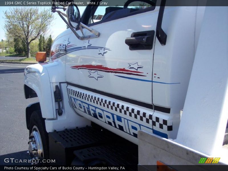 White / Gray 1994 GMC C Series TopKick Flatbed Car Hauler