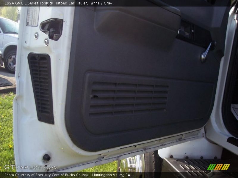 White / Gray 1994 GMC C Series TopKick Flatbed Car Hauler