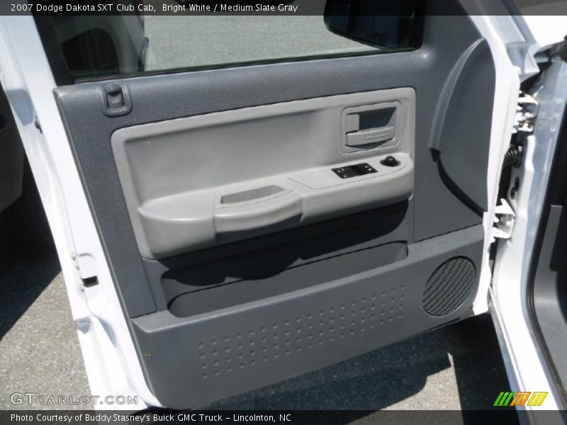 Bright White / Medium Slate Gray 2007 Dodge Dakota SXT Club Cab