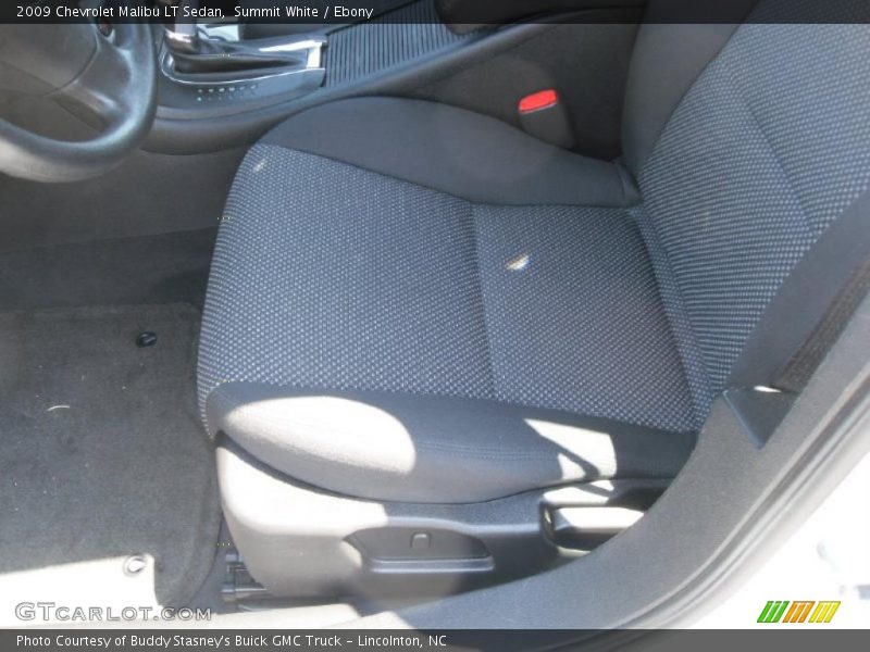 Summit White / Ebony 2009 Chevrolet Malibu LT Sedan