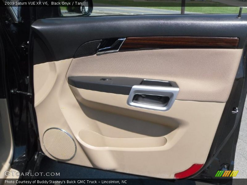 Black Onyx / Tan 2009 Saturn VUE XR V6