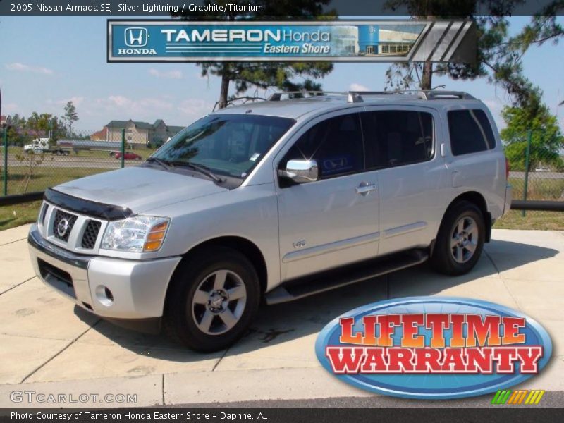 Silver Lightning / Graphite/Titanium 2005 Nissan Armada SE