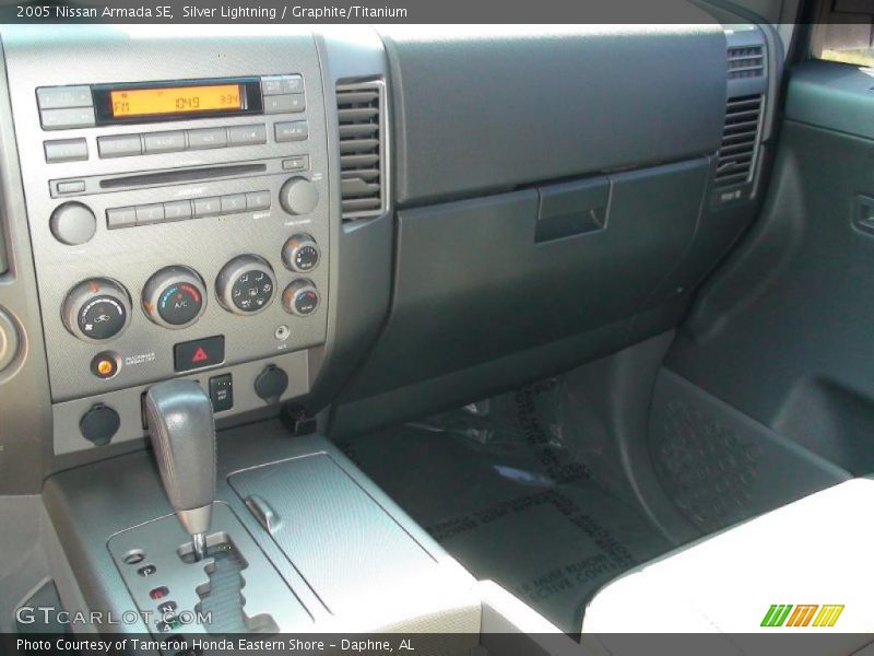 Silver Lightning / Graphite/Titanium 2005 Nissan Armada SE