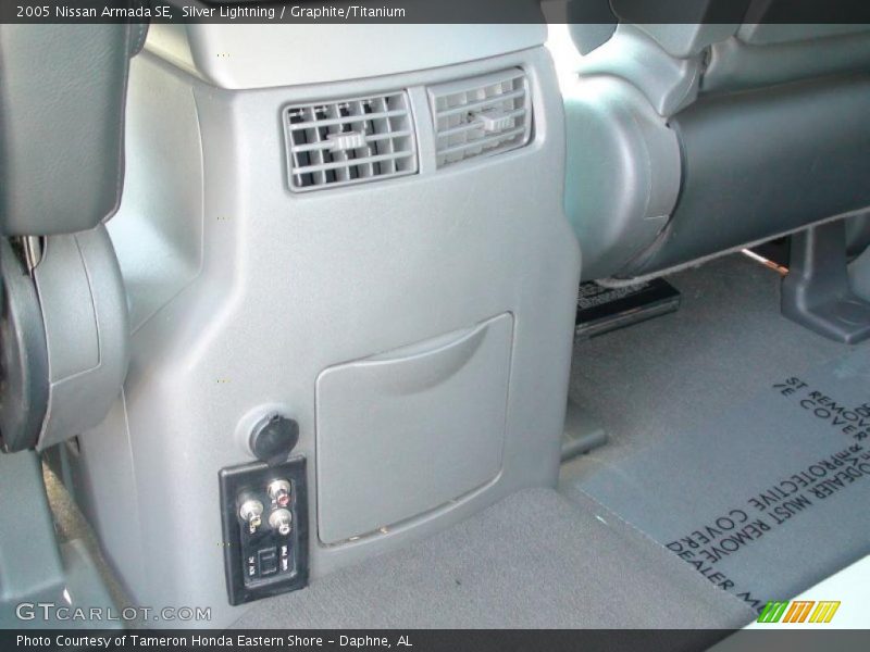 Silver Lightning / Graphite/Titanium 2005 Nissan Armada SE