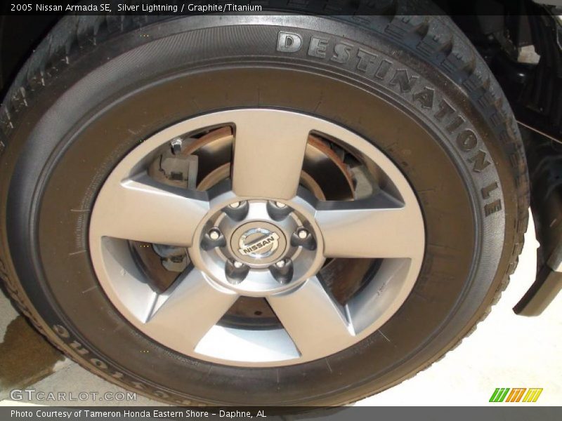Silver Lightning / Graphite/Titanium 2005 Nissan Armada SE