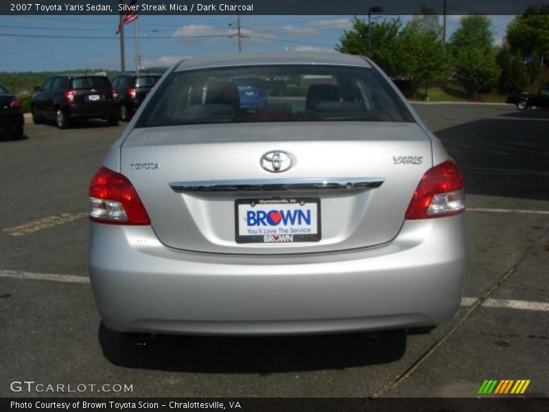 Silver Streak Mica / Dark Charcoal 2007 Toyota Yaris Sedan