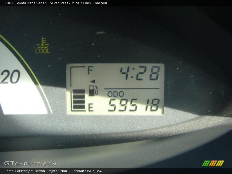 Silver Streak Mica / Dark Charcoal 2007 Toyota Yaris Sedan