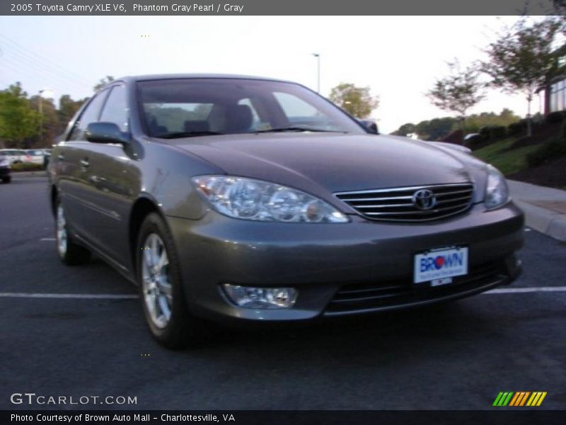 Phantom Gray Pearl / Gray 2005 Toyota Camry XLE V6