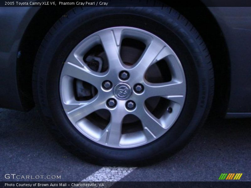 Phantom Gray Pearl / Gray 2005 Toyota Camry XLE V6