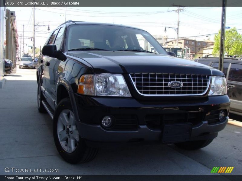Black / Graphite 2005 Ford Explorer XLT