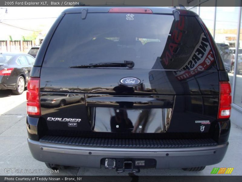 Black / Graphite 2005 Ford Explorer XLT